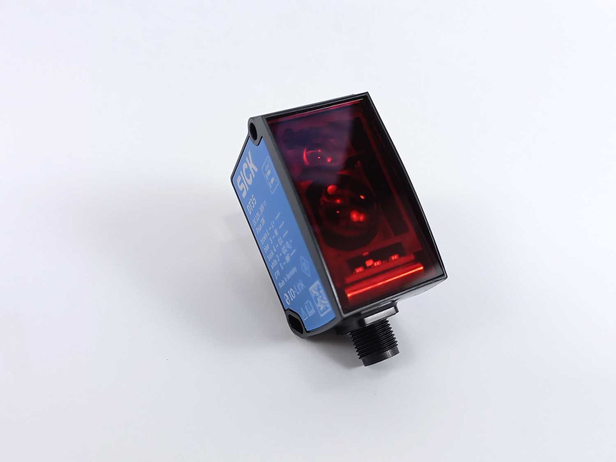 SICK 1057653 DT35-B15851 Distance Sensor