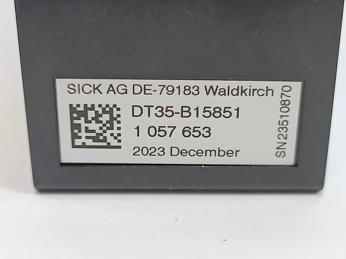 SICK 1057653 DT35-B15851 Distance Sensor