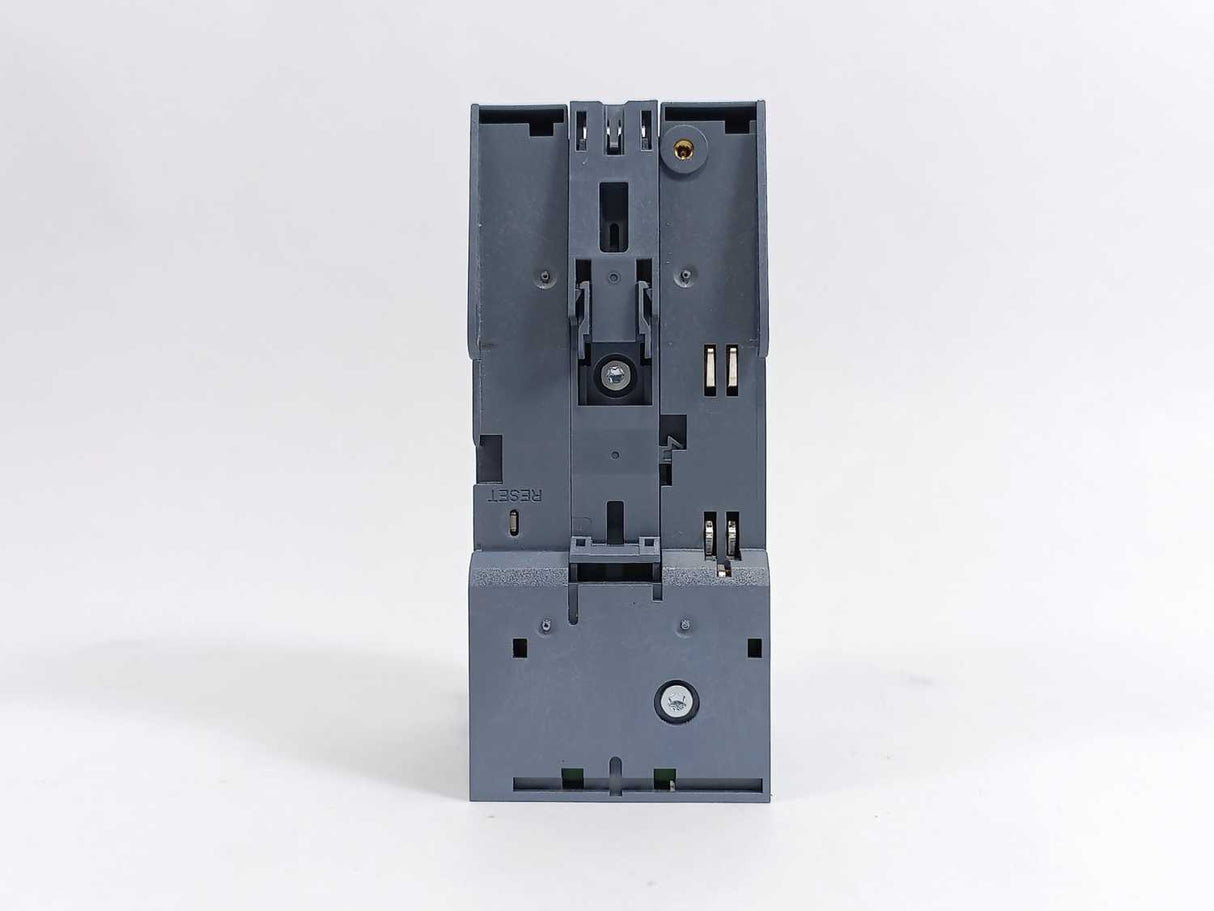 Siemens 6ES7 155-6AU01-0BN0 SIMATIC ET 200SP Interface w/ 6ES7193-6AR00-0AA0