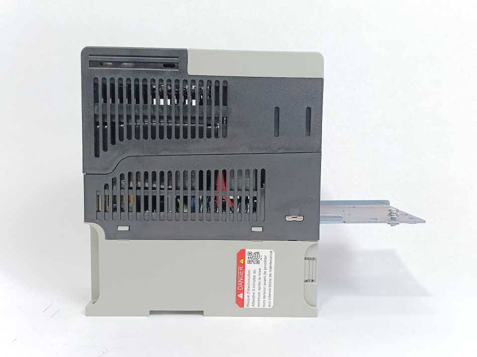 AB 25B-D2P3N114 Series A PowerFlex 525 AC Drive 0.75kW / 1.0HP