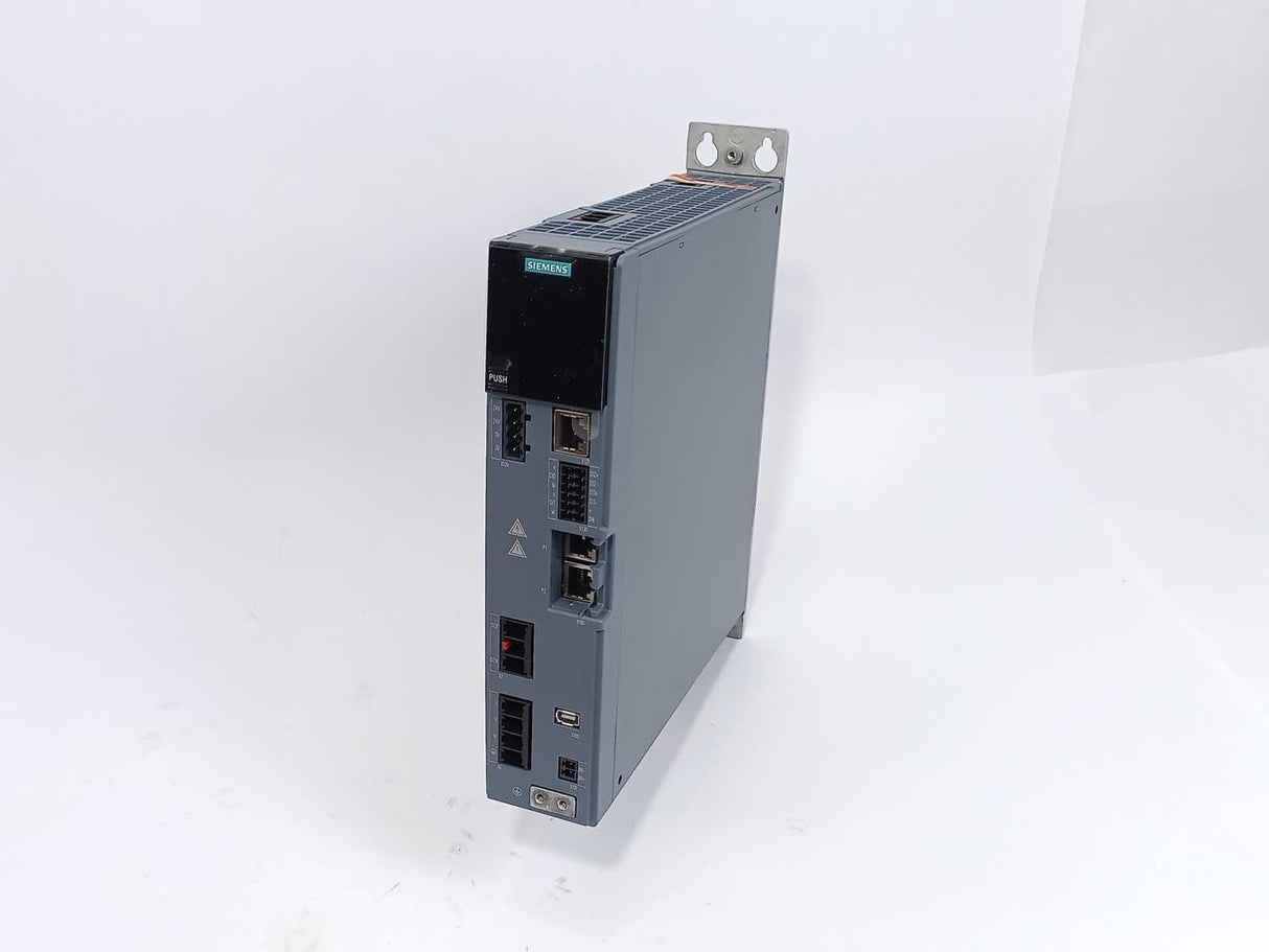 Siemens 6SL3210-5HE10-4UF0 SINAMICS S210 Frequency Converter