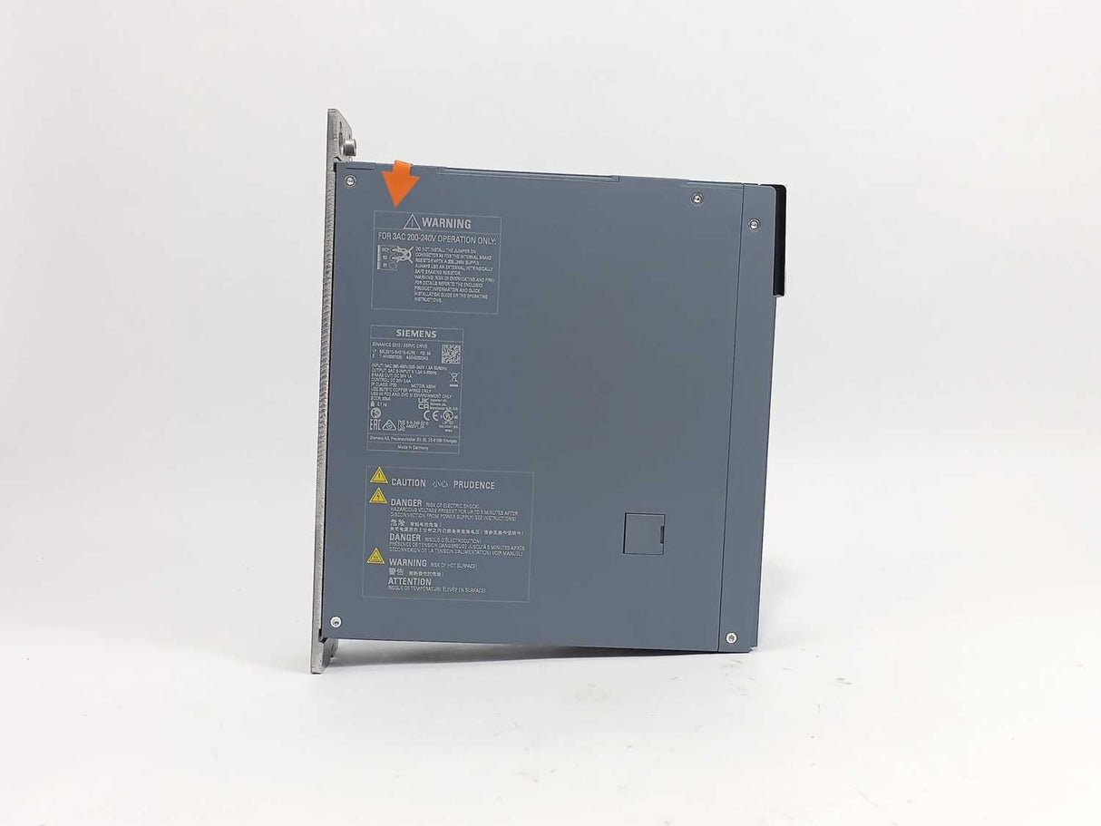 Siemens 6SL3210-5HE10-4UF0 SINAMICS S210 Frequency Converter