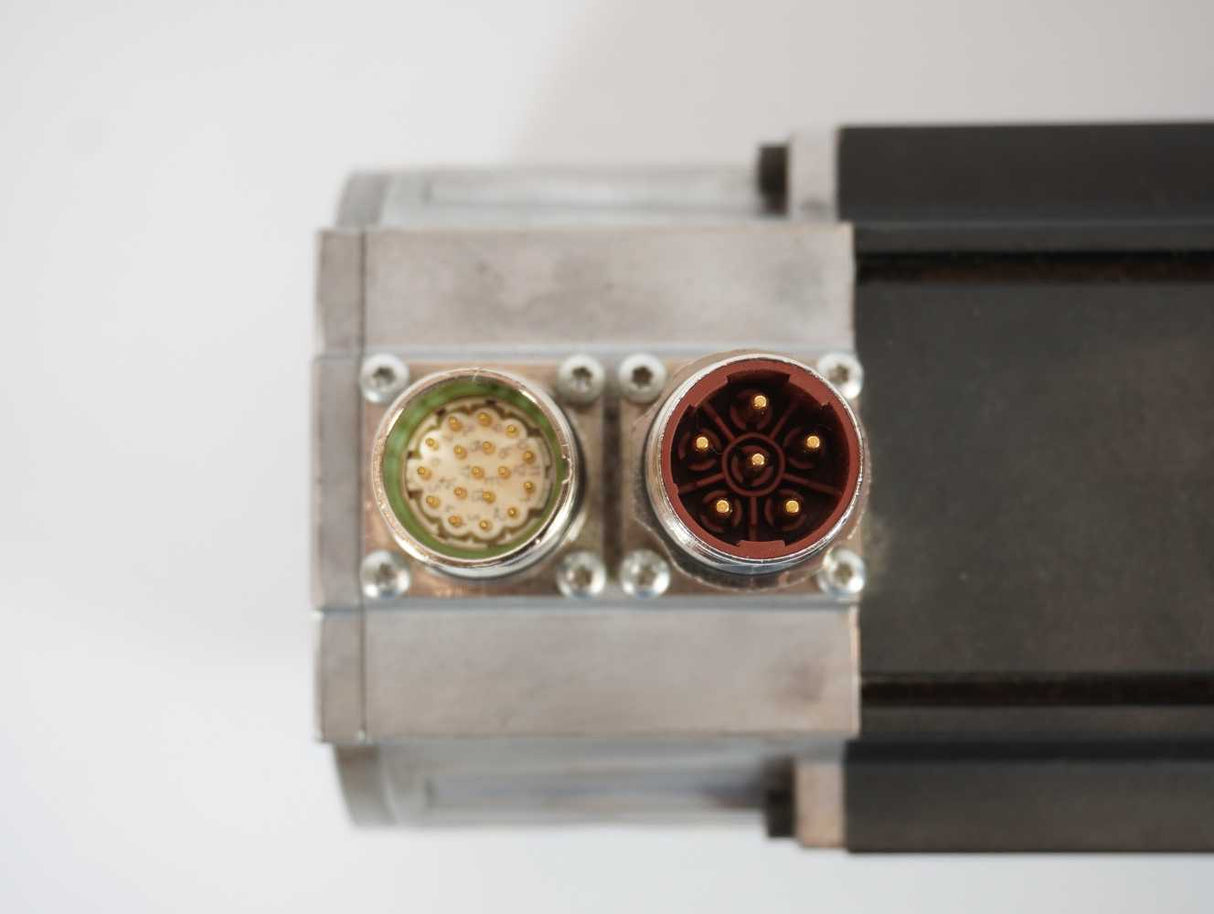 Control Techniques 095U2B301VACAA100190 Servo Motor
