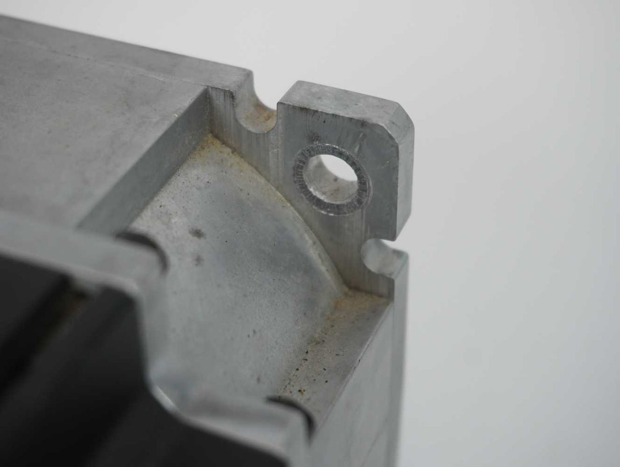 Control Techniques 095U2B301VACAA100190 Servo Motor