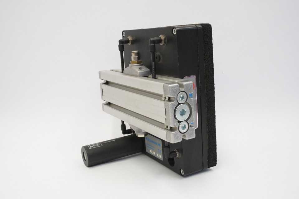 P.D. Lyftteknik AB 110563 Vacuum Gripper Assembly with Pneumatic Cylinder