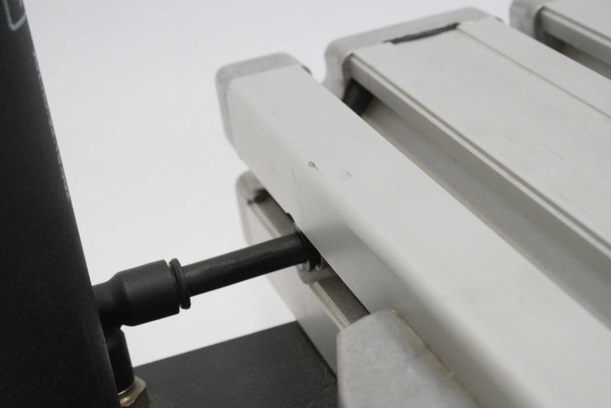 P.D. Lyftteknik AB 110563 Vacuum Gripper Assembly with Pneumatic Cylinder