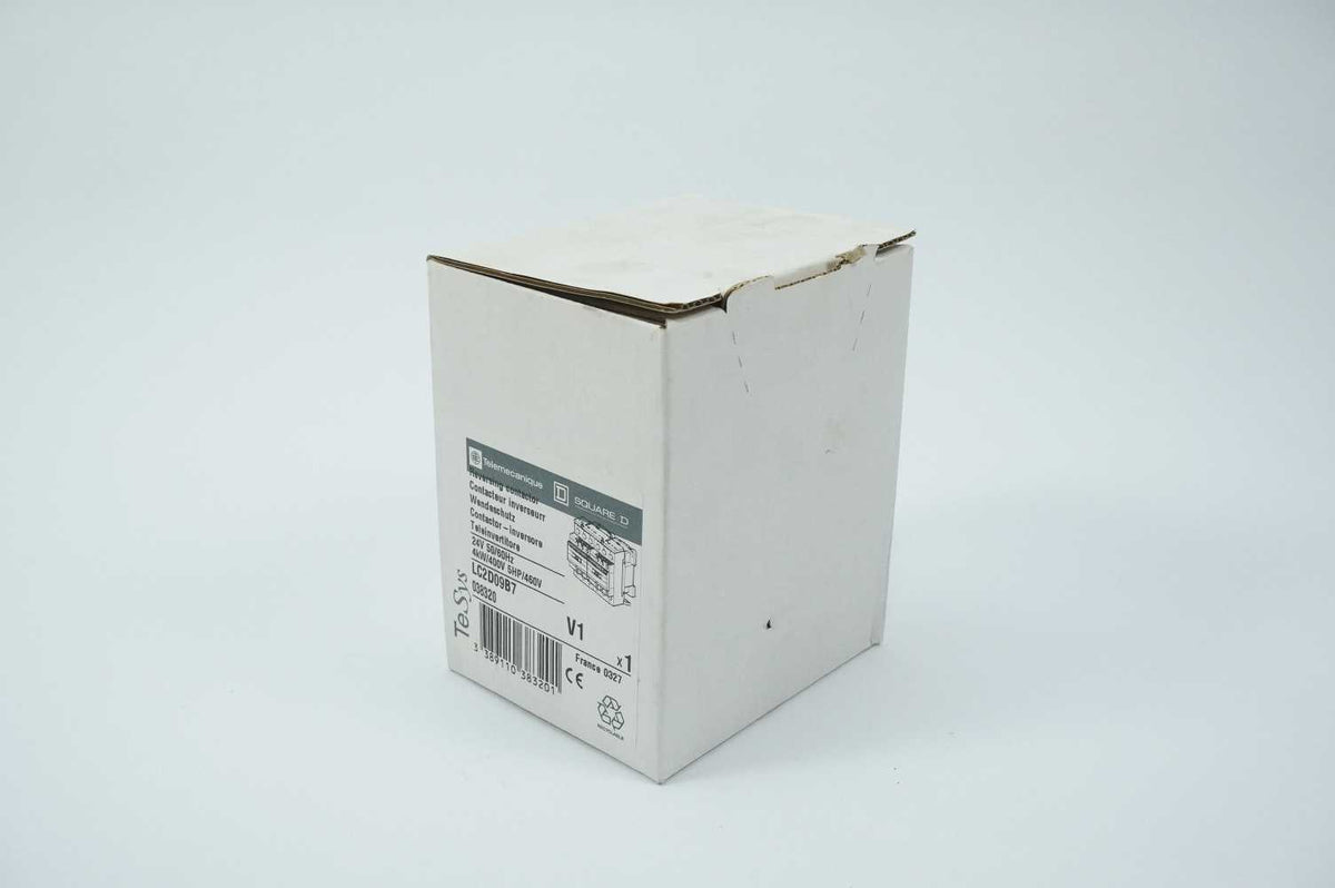 TELEMECANIQUE LC2D09B7 TeSys Reversing Contactor 24V 50/60Hz 038320