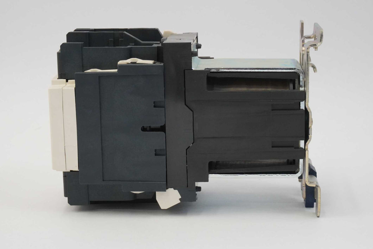 Schneider Electric LC1D80 TeSys D 3-Pole AC Contactor, 110A