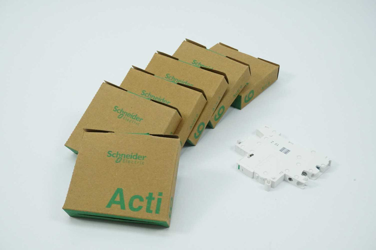 Schneider Electric A9A26924 Acti9 iOF OC Contact for iC60 iID
