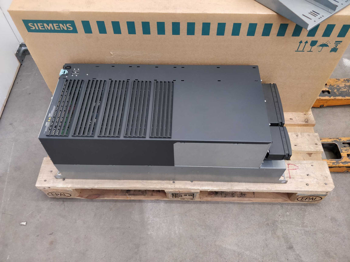 Siemens 6SL3210-1SE31-1AA0 S120 converter PM340 55kW