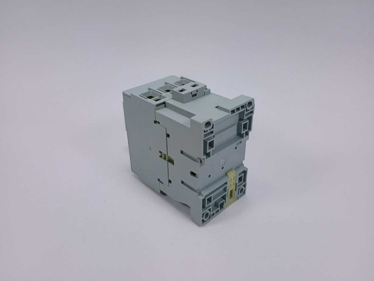 AB 100-C60*00  Coil: 230V Ser. B, With 100-F Ser. B