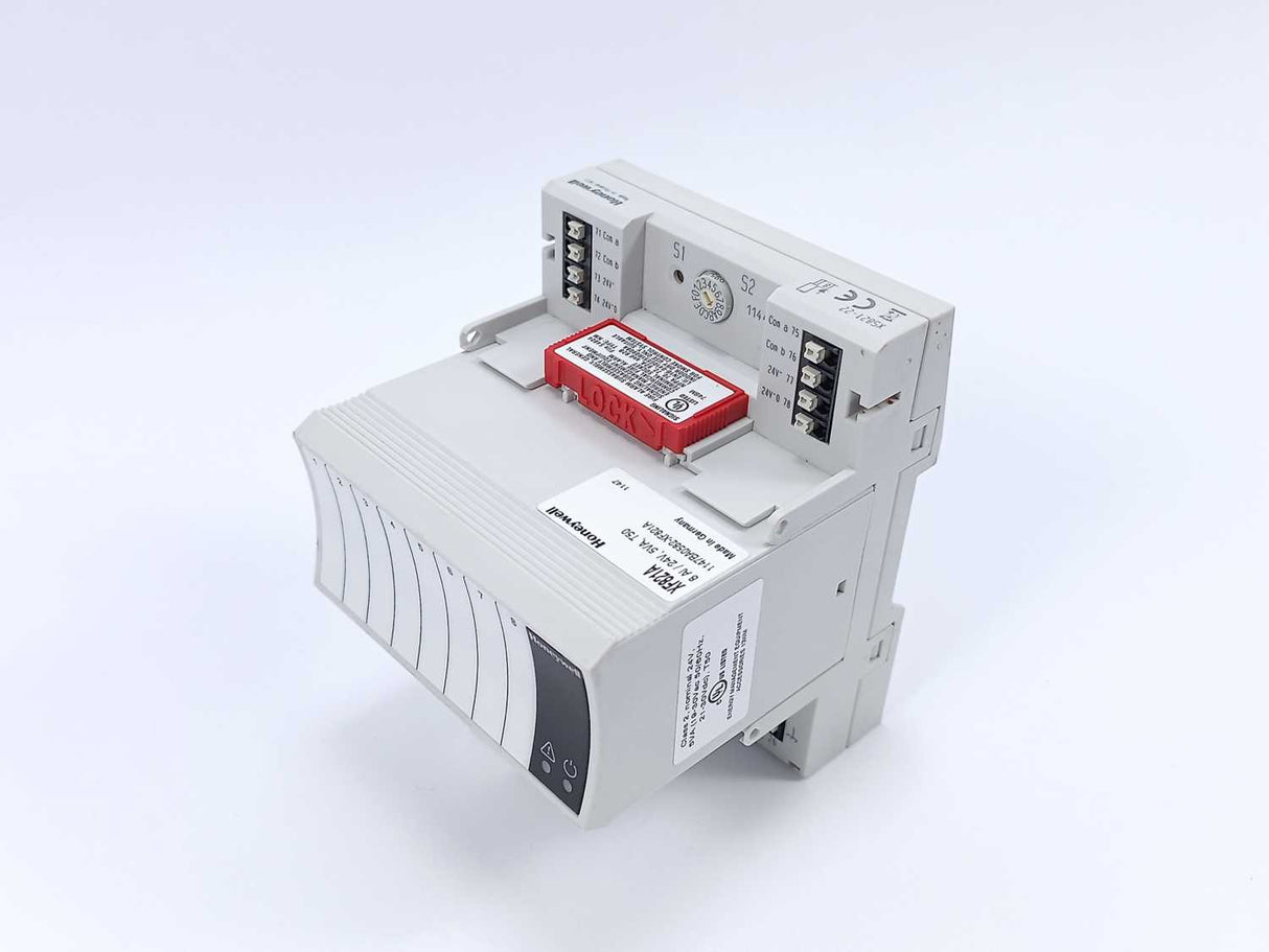 Honeywell XF821A Panel Bus IO Module, 8 IO w/ XS821-22 Terminal socket