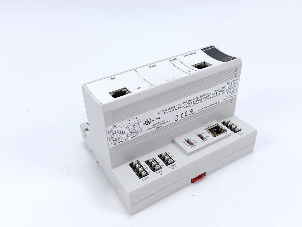 Honeywell XCL8010A Programmable Universal Controller 24V