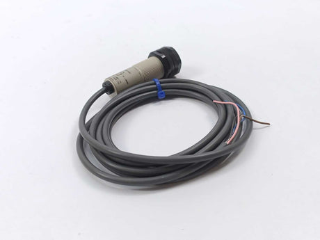 OMRON E3F2-7DB4 Photoelectric switch