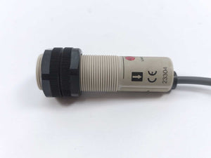 OMRON E3F2-7DB4 Photoelectric switch