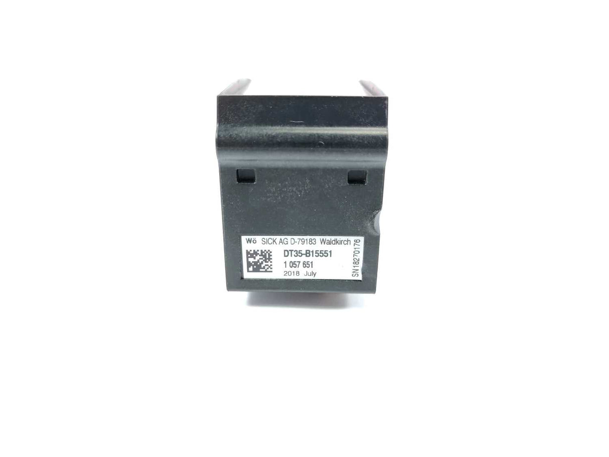 SICK 1057651 Distance Sensor DT35-B15551