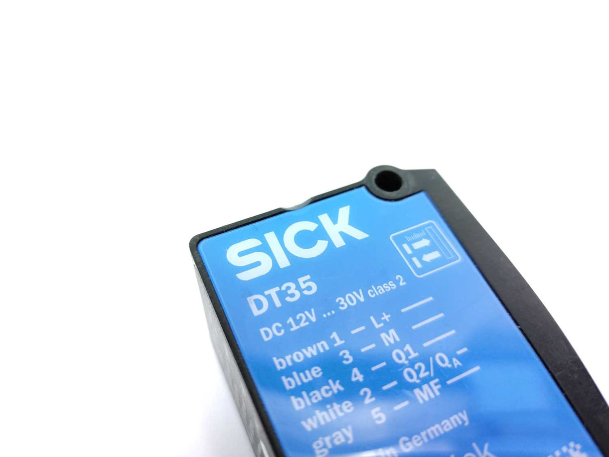 SICK 1057651 Distance Sensor DT35-B15551