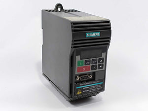 Siemens 6SE3212-8BA40 MICROMASTER vector 230V 47-63 Hz Class 2 issue: C 06
