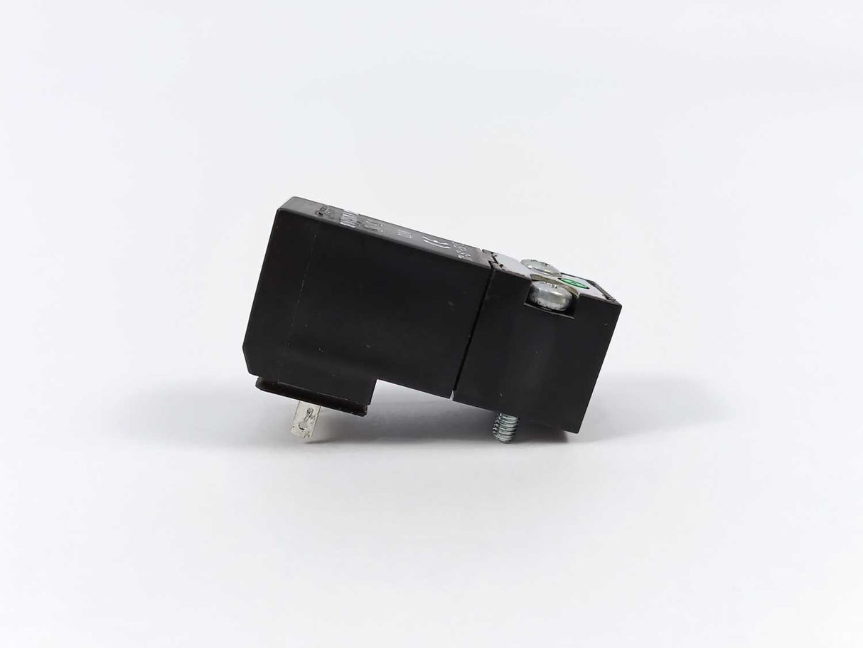 Pneumax N331.R0A Miniature Solenoid Valve, like new