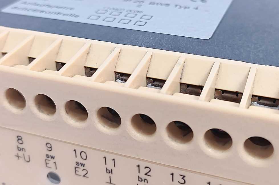 VISOLUX SLVA-4K Elektronik GmbH Control Unit