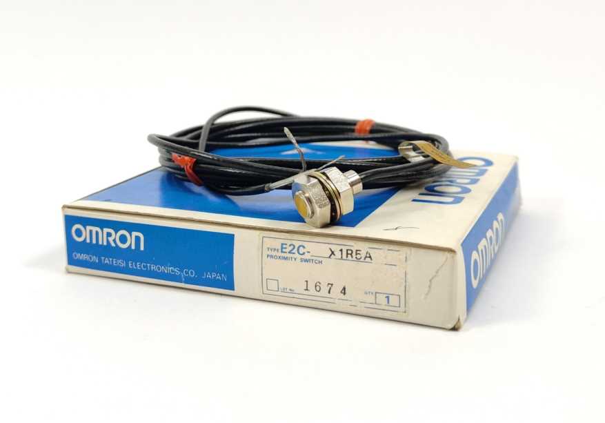 OMRON E2C-X1R5A Proximity Sensor