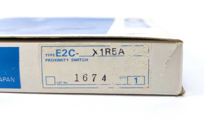 OMRON E2C-X1R5A Proximity Sensor