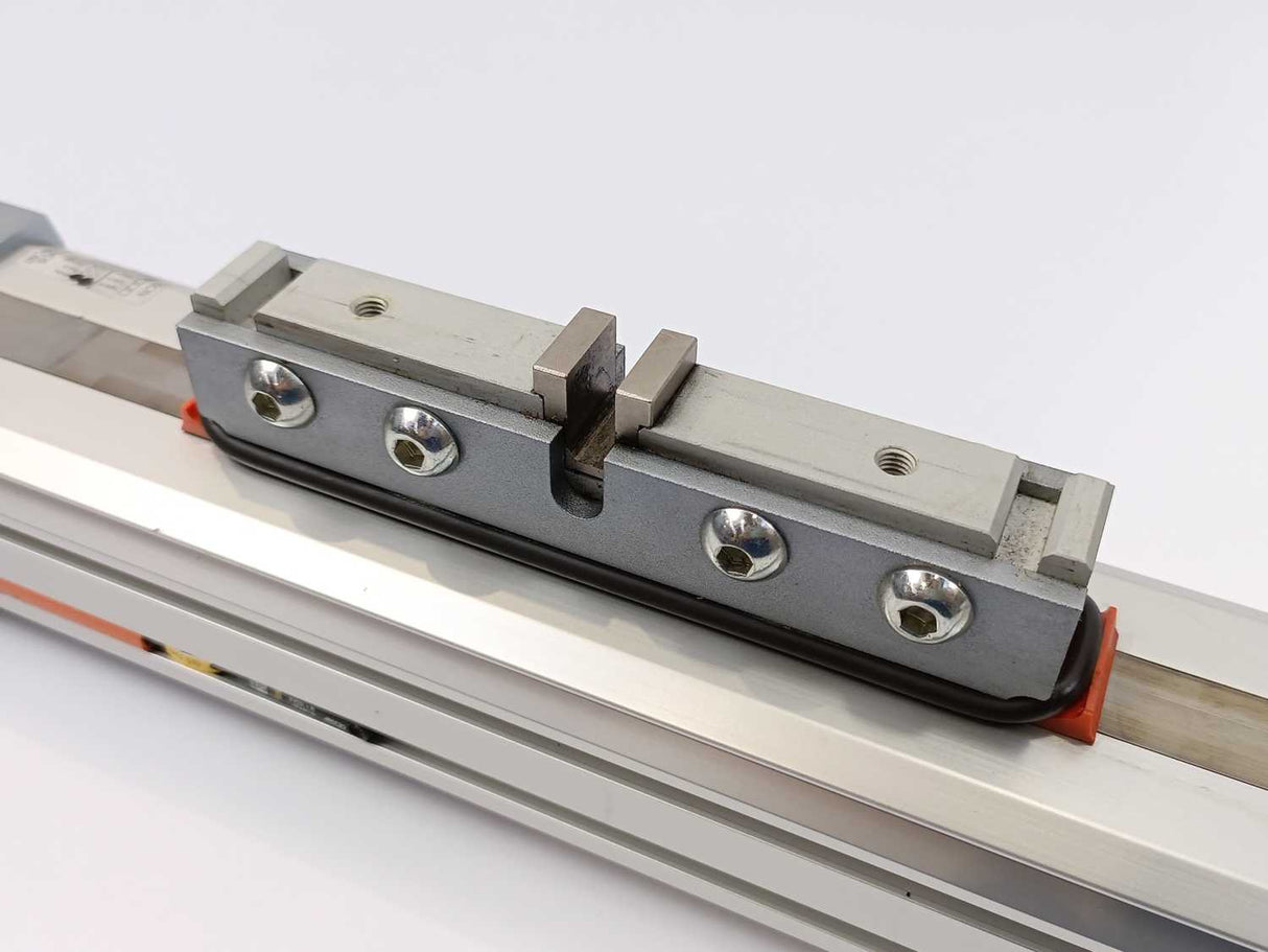 Metal Work 270Z40A550CN w: 1x CE32MP, W: 1x CE35MP Hall Effect Sensor