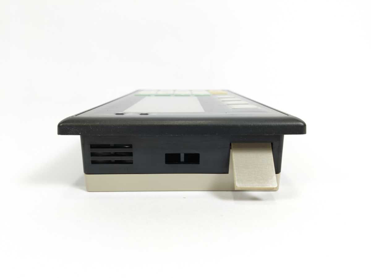OMRON NT11S-SF121B Interactive Display 24 VDC 10 W