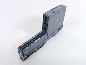 Siemens 6ES7132-6BD20-0DA0 ET 200SP Digital Output Module W/ 6ES7193-6BP20-0BA0