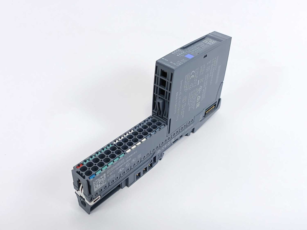 Siemens 6ES7134-6JD00-0CA1 Analog Input Module w/ 6ES7193-6BP00-0BA0