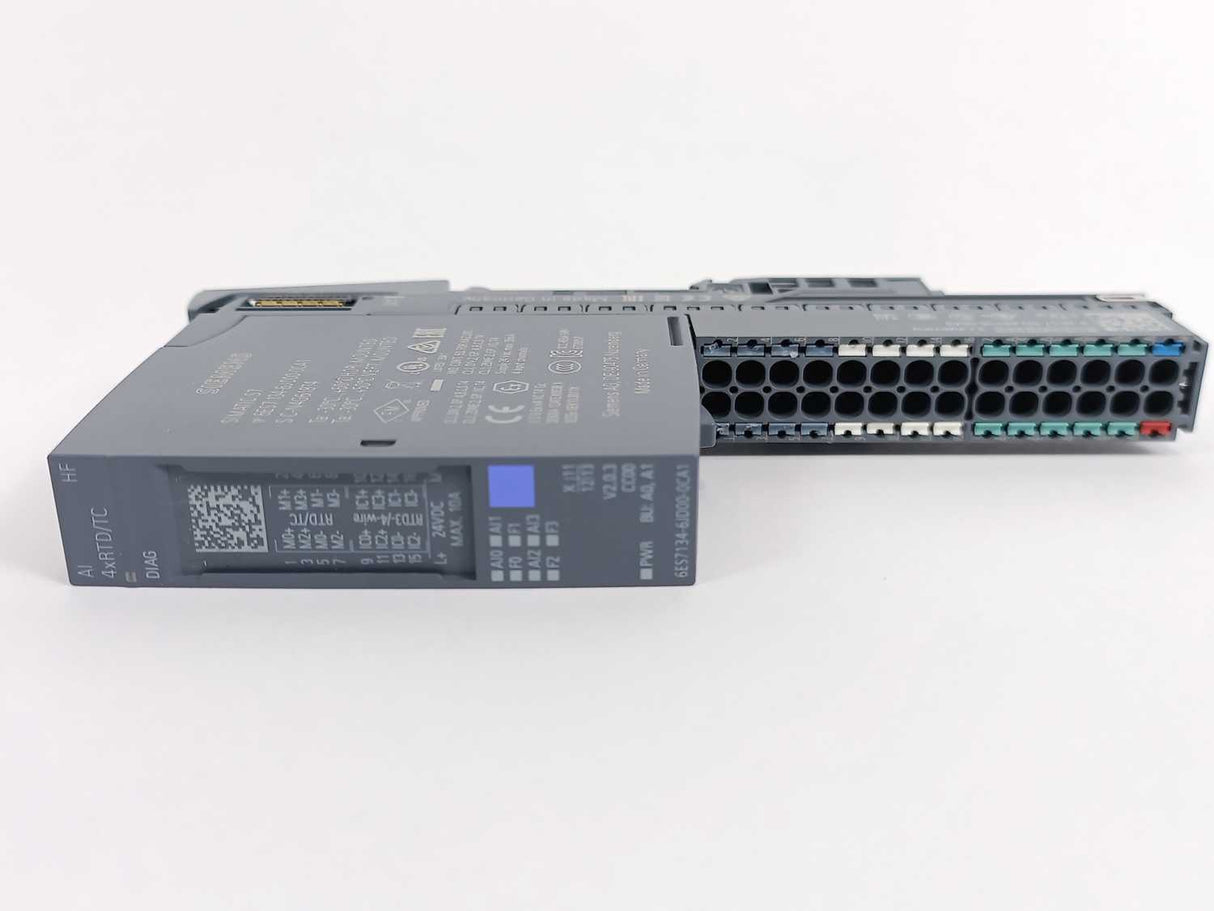 Siemens 6ES7134-6JD00-0CA1 Analog Input Module w/ 6ES7193-6BP00-0BA0