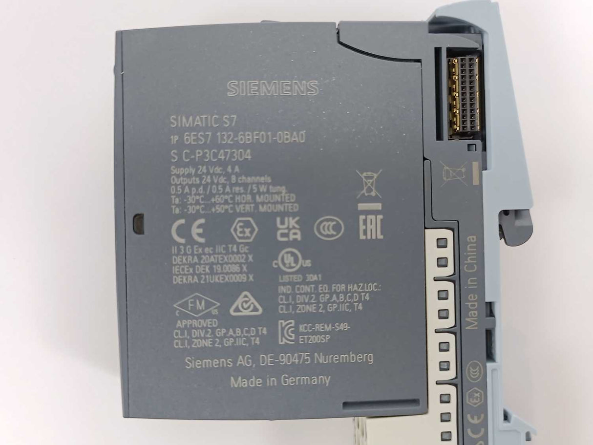 Siemens 6ES7132-6BF01-0BA0 SIMATIC ET 200SP Digital Output Module