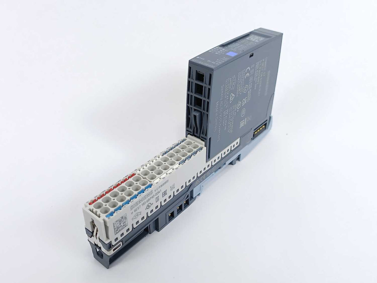 Siemens 6ES7134-6JD00-0CA1 Analog Input Module w/ 6ES7193-6BP40-0DA1