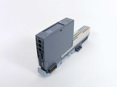 Siemens 6ES7134-6JD00-0CA1 Analog Input Module w/ 6ES7193-6BP40-0DA1