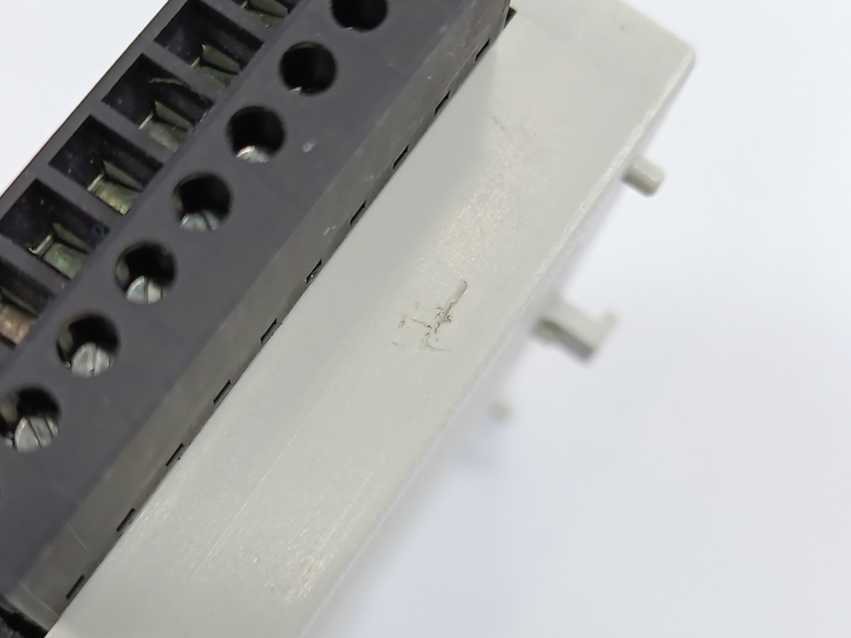 Mitsubishi FX2NC-4DA Programmable Controller