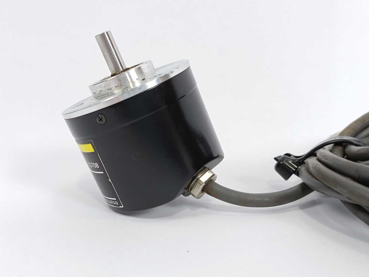 OMRON E6C2-CWZ6C Rotary Incremental Encoder 1000 P/R