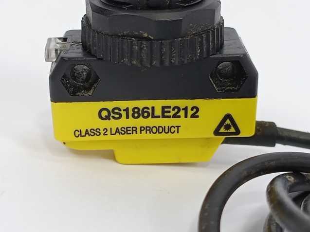 Banner Engineering QS186LE212 All Purpose Photoelectric Sensor