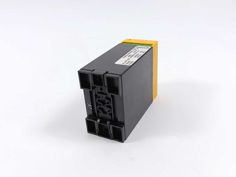 TESCH 07400037 F123x01 Safety Relay 230VAC