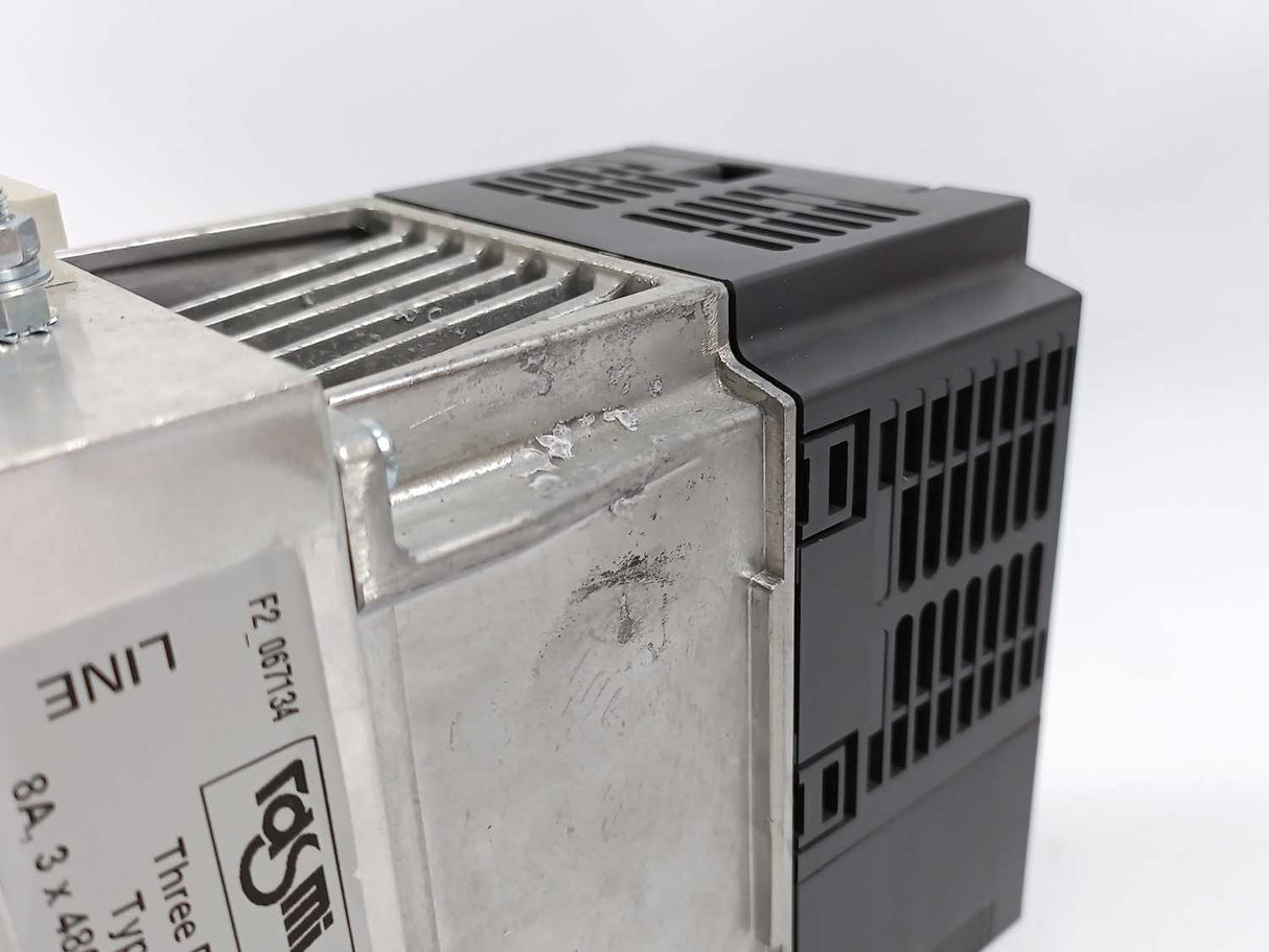 Mitsubishi FR-D740-022-EC FR-D700 Compact Inverter w/ FFR-CSH-036-8A-RF1