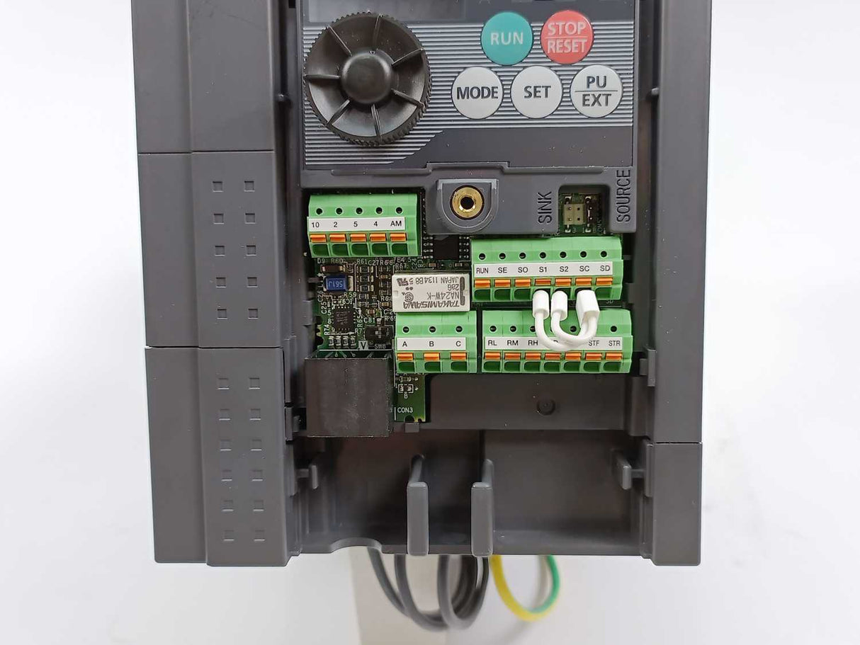 Mitsubishi FR-D740-036-EC Frequency Inverter w/ FFR-CSH-036-8A-RF1
