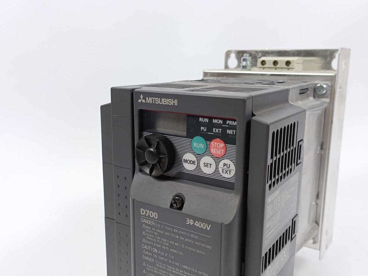 Mitsubishi FR-D740-036-EC Frequency Inverter w/ FFR-CSH-036-8A-RF1