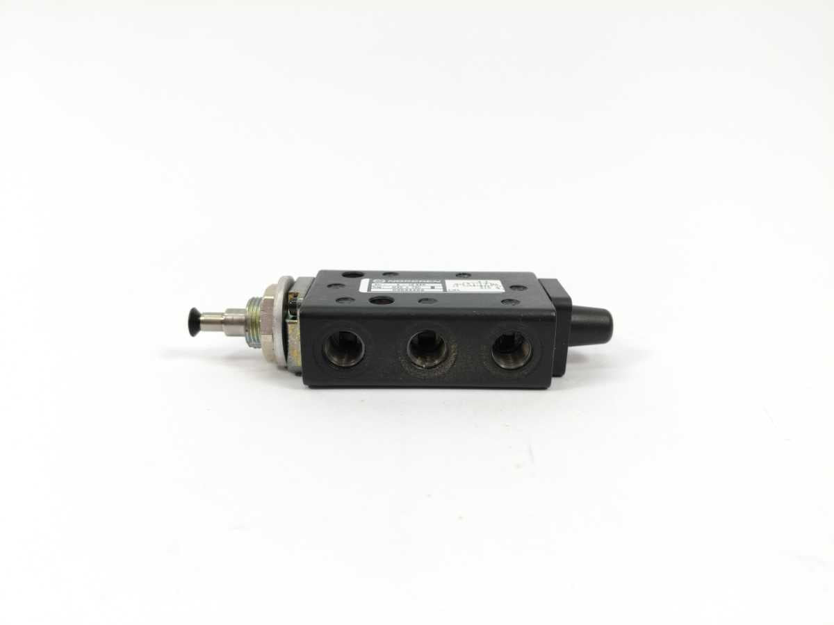 NORGREN X3044402 Super X Manually Actuated Valve, G1/8, 5/2