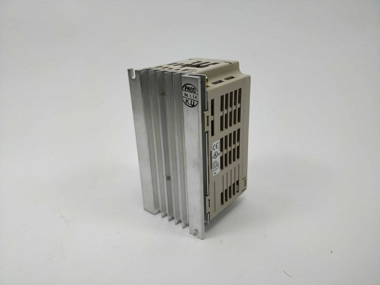 OMRON / YASKAWA CIMR-J7AZB0P1 Inverter