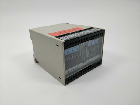 Honeywell 942-M0A-2D-1G1-220S Ultrasonic Proximity Sensor