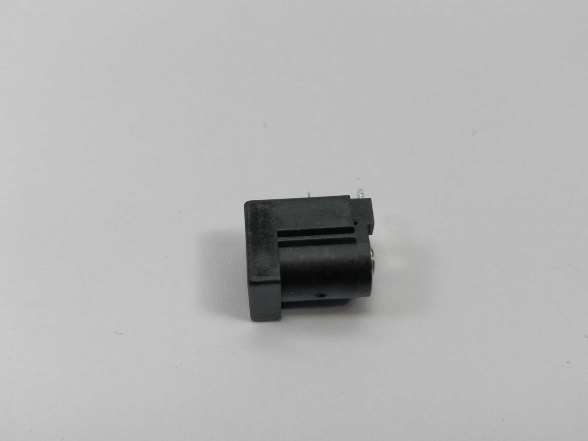 Singatron 2DC-0005D100 Dc power jack 20V 4A 493pcs