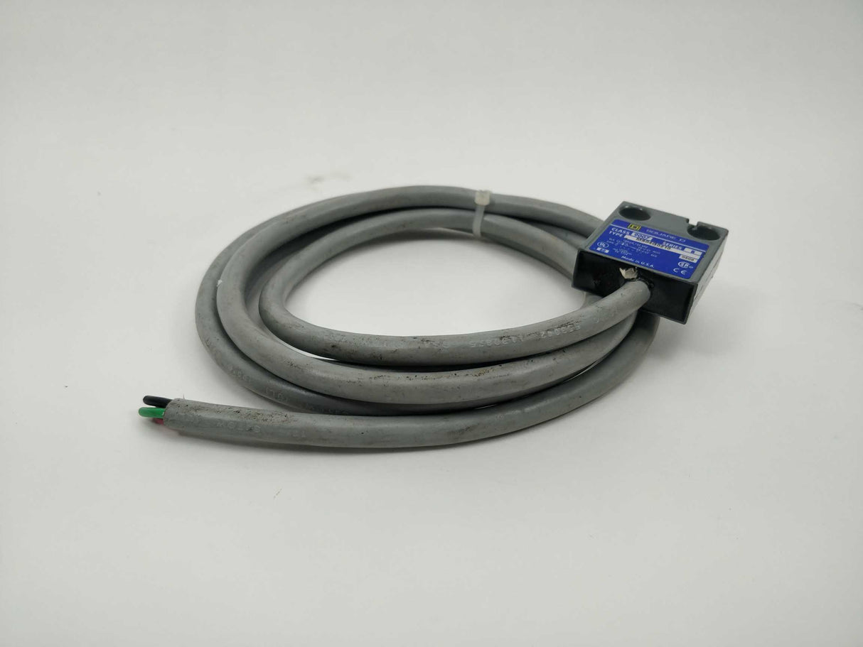 Square D 9007 MS04G0210 Limit switch plunger