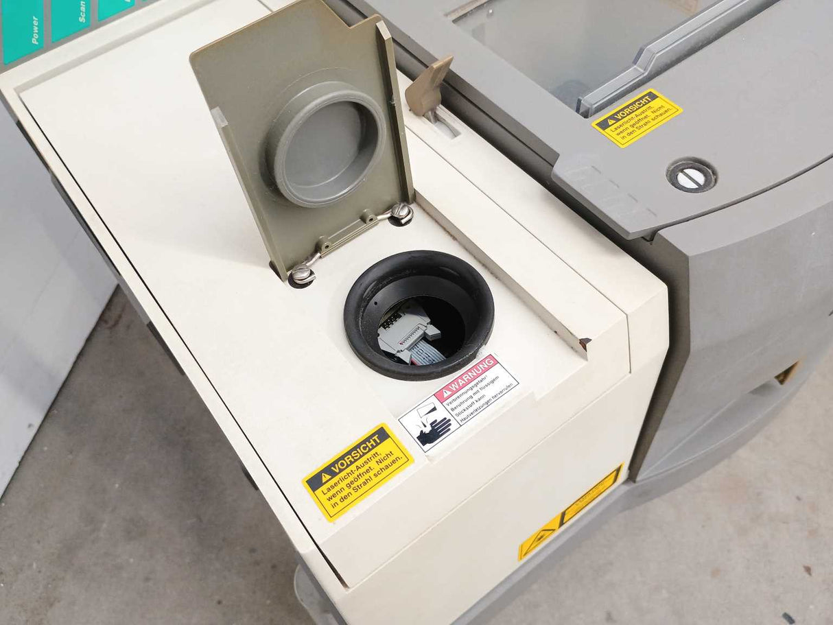 Nicolet MAGNA 560 IR Spectrometer