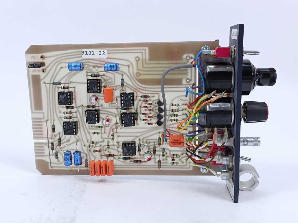 Digitimer NL106 AC-DC Amp