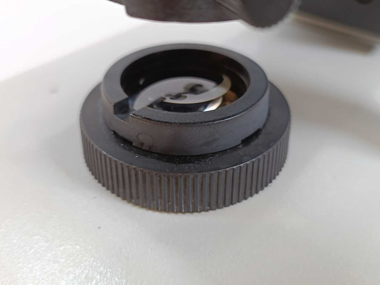 Leitz 020-435.025 Laborlux 12 Microscope, No optics w/ Periplan 10x/18
