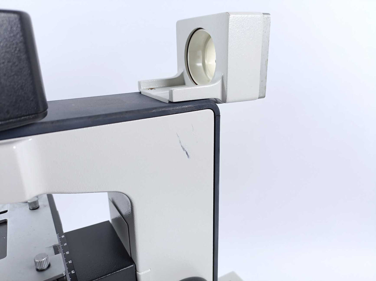 Leitz Laborlux S Microscope, No optics w/ Periplan 10x/18